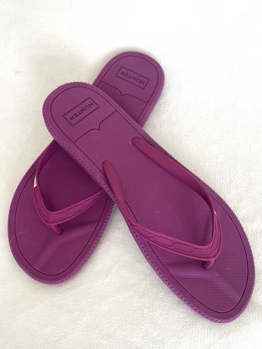 NWOT Hunter Flip Flops Size 11W